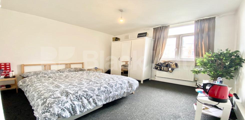 			PERFECT FOR 4 SHARERS!, 4 Bedroom, 1 bath, 1 reception House			 KINGSLAND ROAD, DALSTON-HAGGERSTON-SHOREDITCH